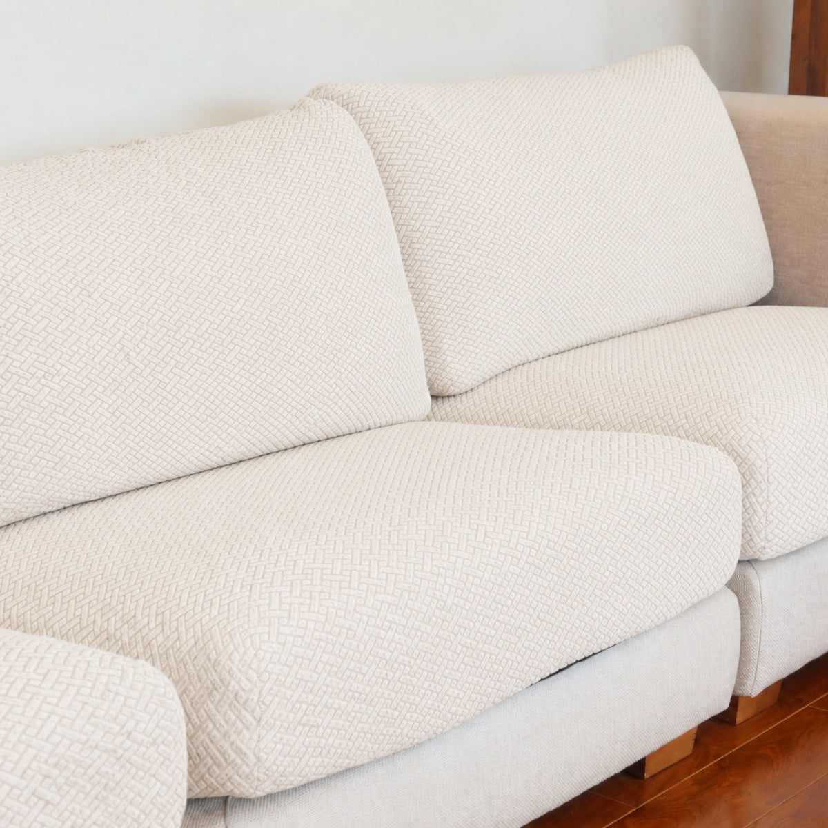 [td-color:crema] cubre sofa mascotas