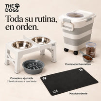 Estación PRO Blanco: comedero ajustable, dos bowls de acero y slow feeder, contenedor hermético y mat absorbente.